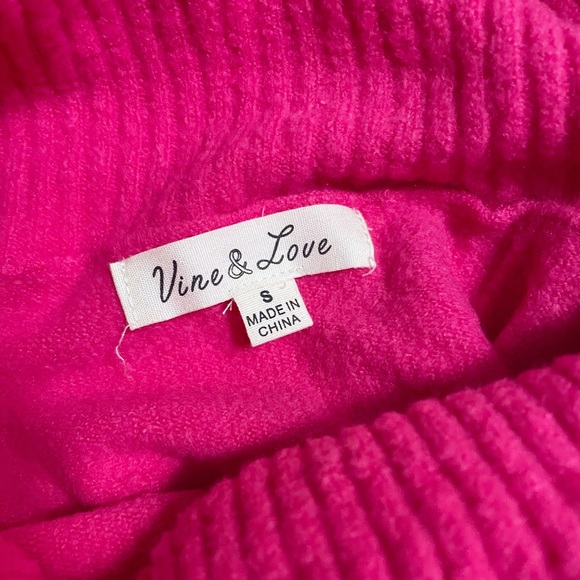 Vine & Love Pink Turtleneck Sweater - Picture 5 of 6